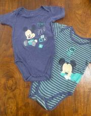 Lot 2 bodies Mickey Disney 18 mois 