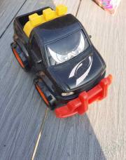 Grande voiture noire