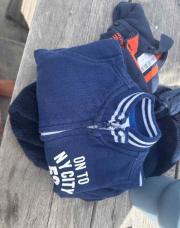 Pull bleu 
