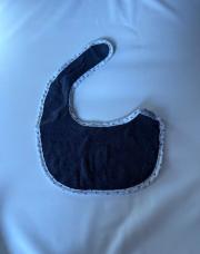 Bavoir bleue marine