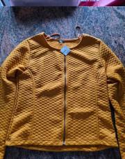 Veste neuve couleur miel T42