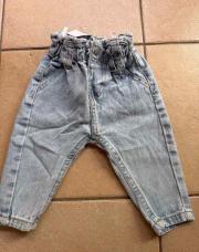 Jeans bleu ciel taille 68 