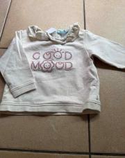 Pull beige taille 12 mois 