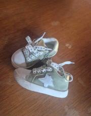 Chaussures kaki 20
