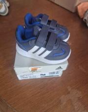 Adidas neuve 19