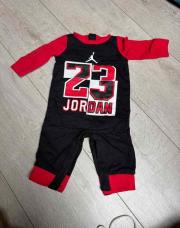 « Pyjama » JORDAN noir et rouge 