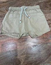 Short H&M garçon 12-18mois