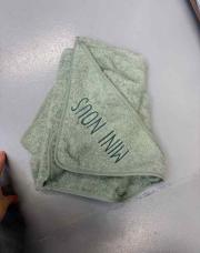 Cape de bain verte mini nous juste lavee 