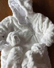 Combinaison baby club 6 mois blanche