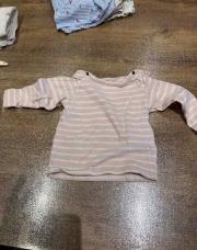 Blouse ligne rose 4-6mois zeeman 