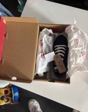 Chaussures Lévis nouvelles 