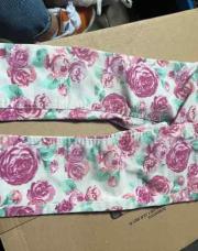 Pantalon à roses 