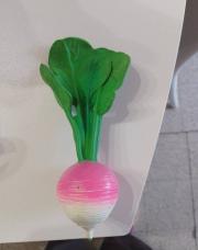 Jouet de dentition OliAndCarol Radis