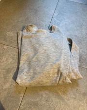 E pull gris 