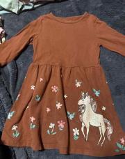 Robe marron C&A 104cm