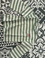 T-shirt a ligne kaki 