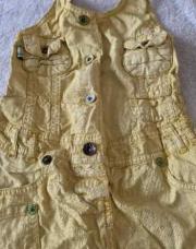 Robe jaune 116