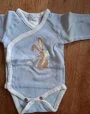 1 mois body bleu lapin