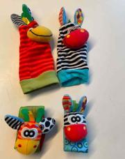 Hochet poignets + chaussettes