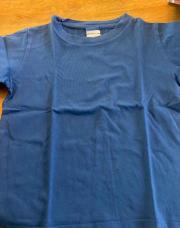 T-shirt bleu décathlon 5/6 ans