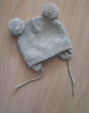 Bonnet à pompon gris / 9 mois