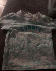 T-shirt bleu 