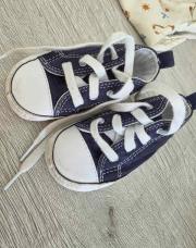 Converse bleue