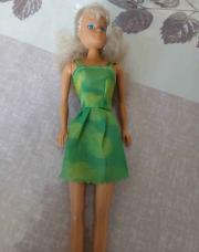 Poupee verte