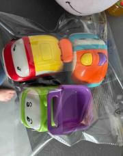 Lot de 3 voitures a frictions 