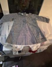 Hiver robe grise legging blanc
