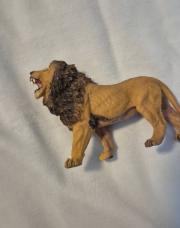 Figurine lion