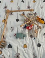 Mobile musical et tournant moulin roty