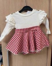 Robe + grande chaussette + serre-tête 