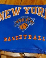 5 sweat capuche NBA bleu bic L 16ans