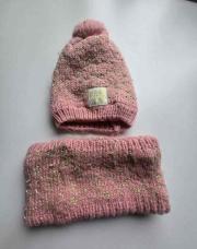 Ensemble bonnet cache cou