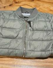 16 blouson vert kaki XS Bershka C
