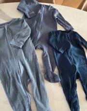 Neufs.  Lot 3 pyjamas Next 9mois