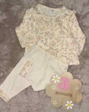 Ensemble fleurs beiges 3 mois