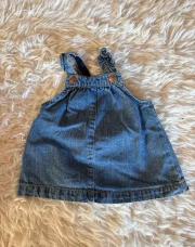 Robe en jeans à bretelle 3 mois