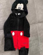 Combinaison Mickey taille 18 mois 