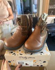 Bottes fourrer p23 NEUF