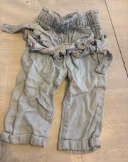 Jeans tape à l’œil taille 9 mois 
