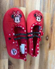 Pantoufle Minnie pointure 24 
