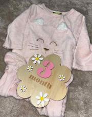 Pyjama rose chat