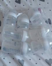 Lot de 7 biberons Avent