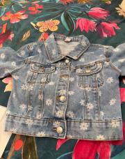 Veste jeans Kiabi fleurs 3ans 