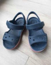 Sandales CROCS taille 23