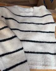 Pull 134-140 blanc et noir 