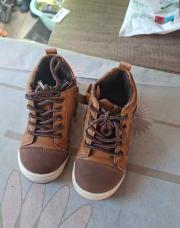 Bottines brunes 26