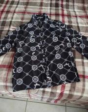 Chemise noir et blanche taille m